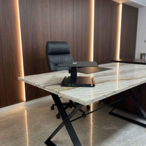 زیر مانیتوری